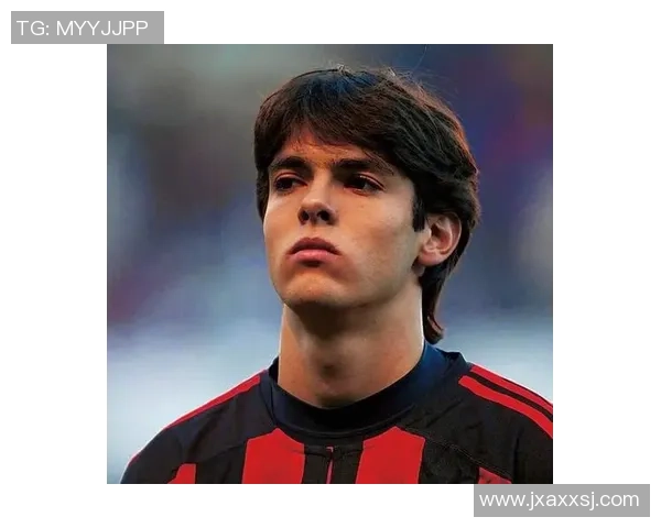 球星帅照足球头像图片女—实力与魅力并存