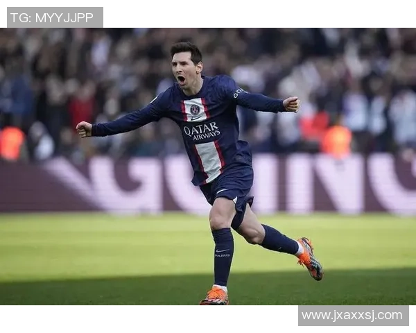 足球球星野球局:揭秘球场背后的另类人生与场外精彩故事 足球球星野球局:揭秘球场背后的另类人生与场外精彩故事